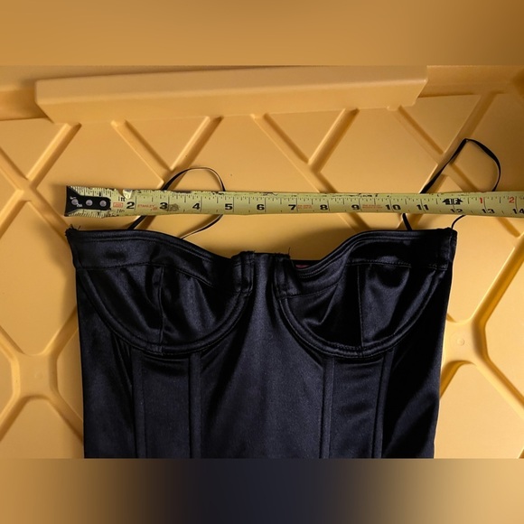 Edikted Satin Black Cropped Corset Bustier Top SM - Picture 7 of 8